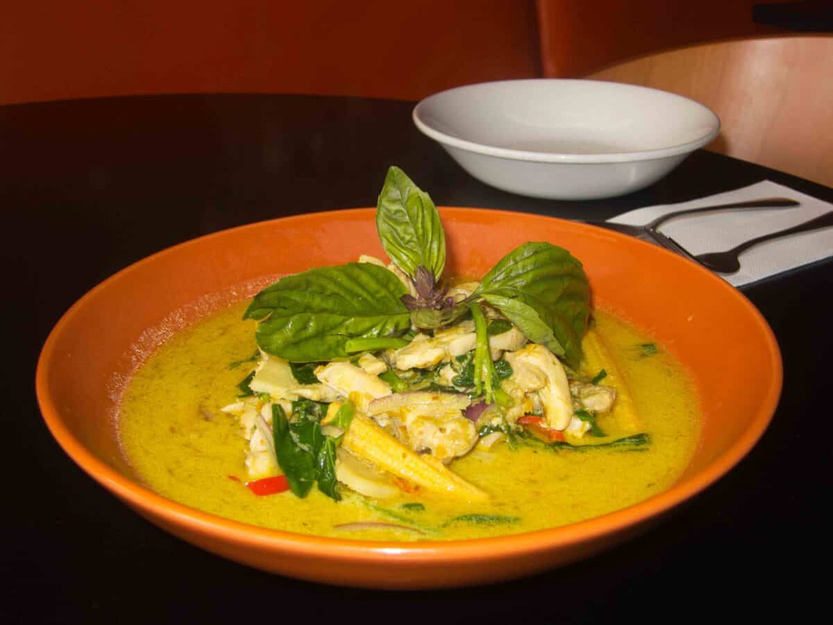 Thai green curry with chicken